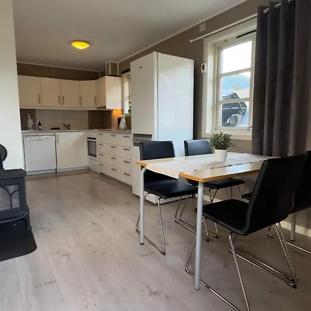Koselig Hus Sentralt Pa Andalsnes, I Romsdalen *