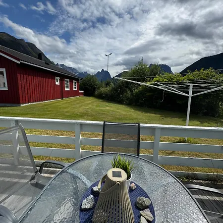 Сasa de vacaciones Koselig Hus Sentralt Pa Andalsnes, I Romsdalen Åndalsnes