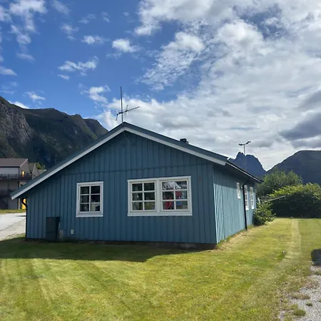Сasa de vacaciones Koselig Hus Sentralt Pa Andalsnes, I Romsdalen *